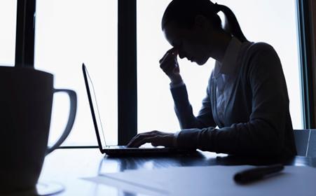 精神分裂有哪些常见的症状？重庆御和堂老中医解析